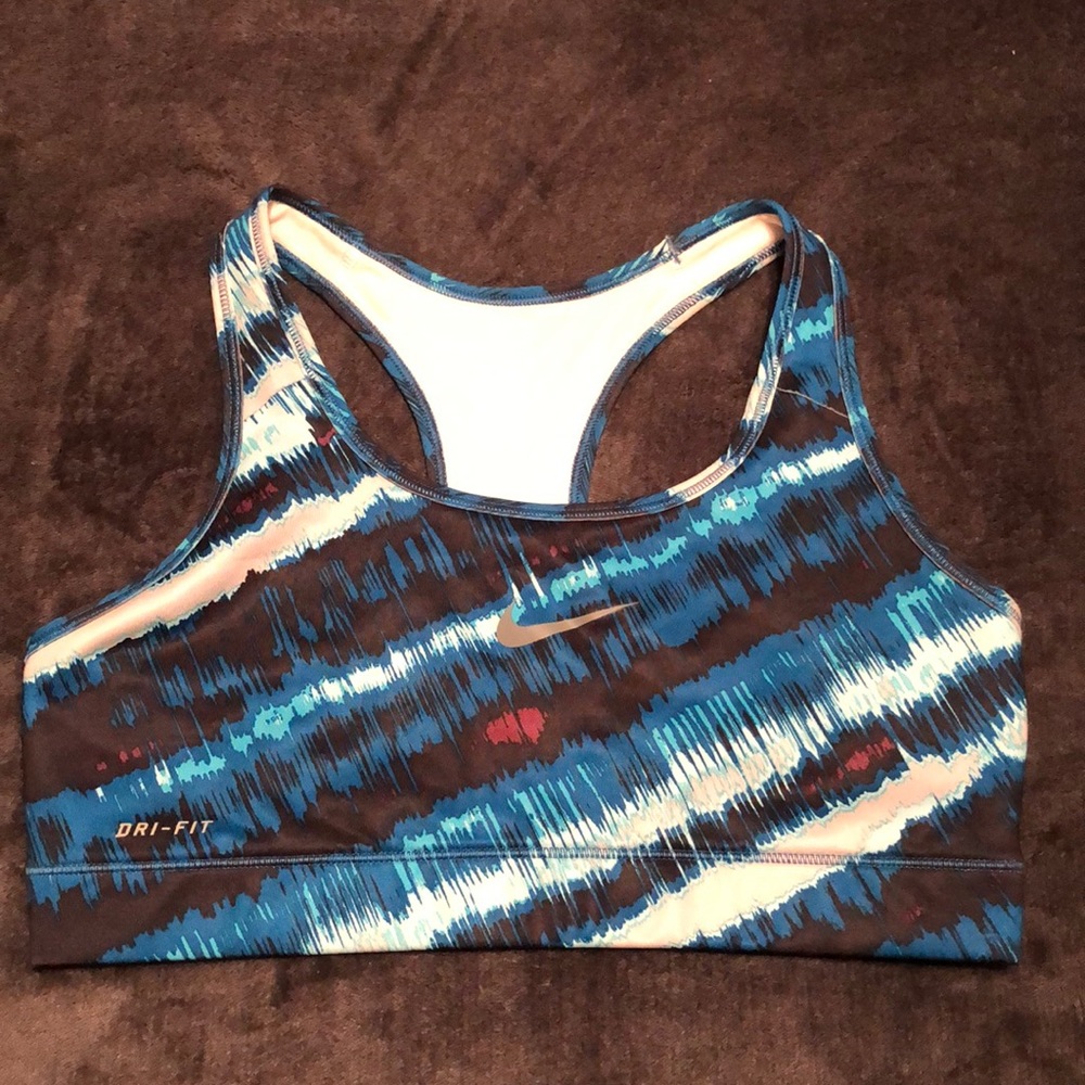 Nike Medium Impact Sports Bra